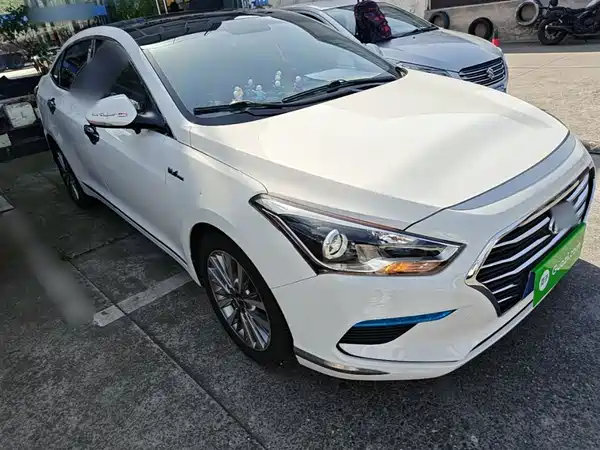 Hyundai Mistra 2017