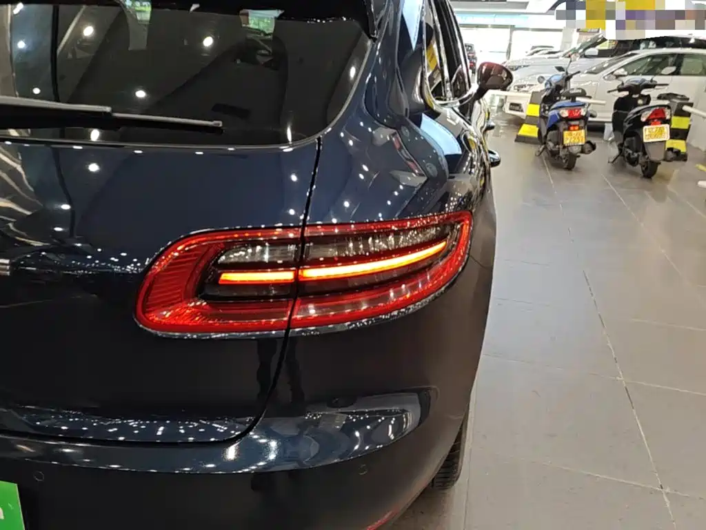 Porsche Macan 2017 — фото 8