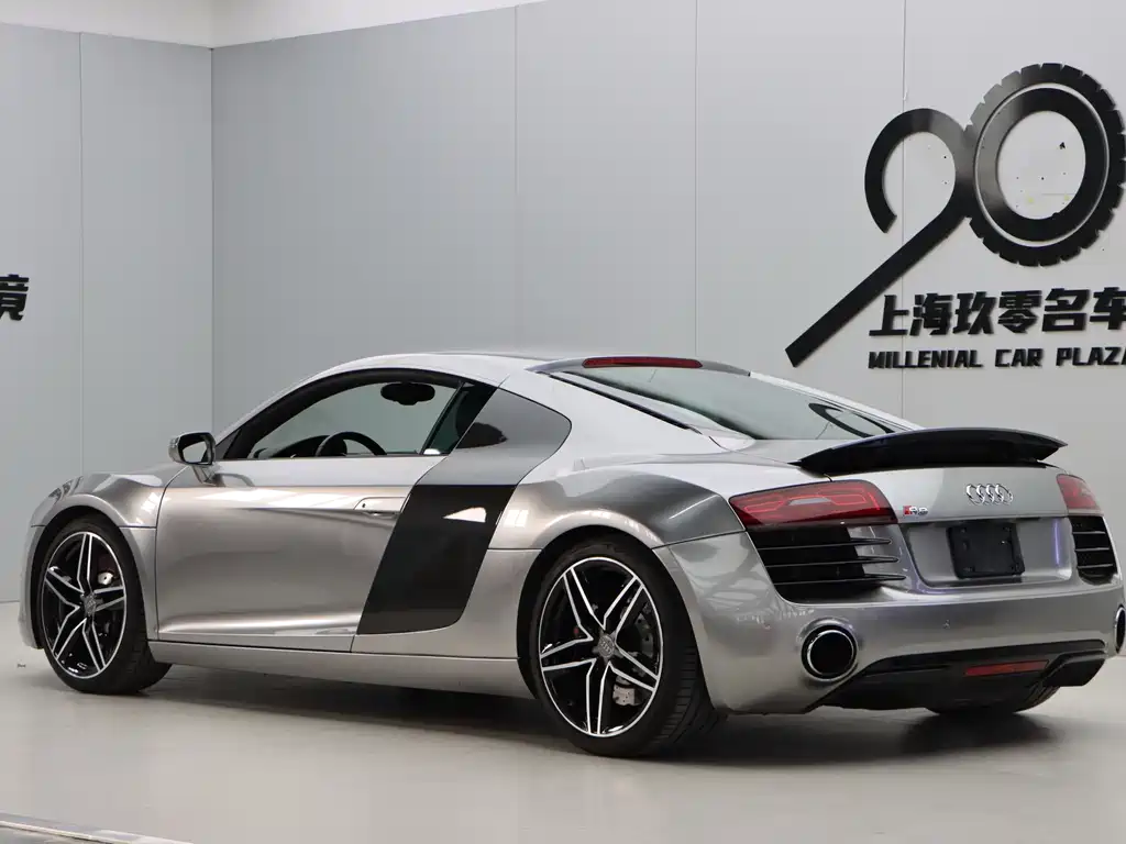 Audi R8 2016 — фото 4