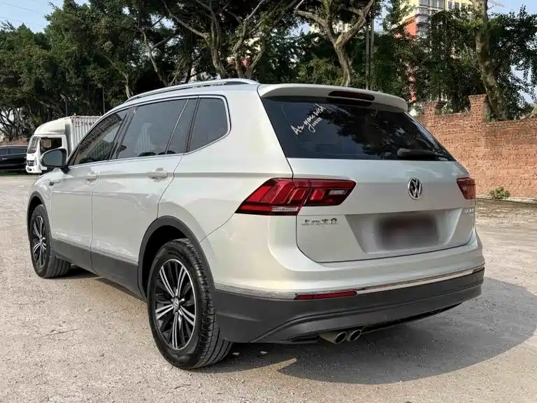 Volkswagen Tiguan L 2020 — фото 5