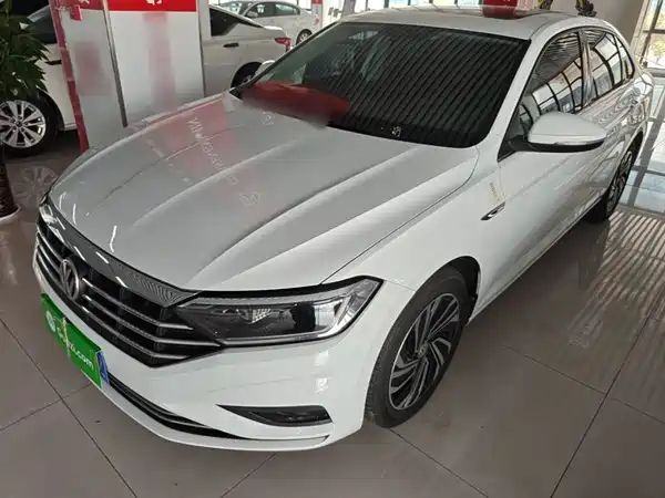 Volkswagen Sagitar 2022