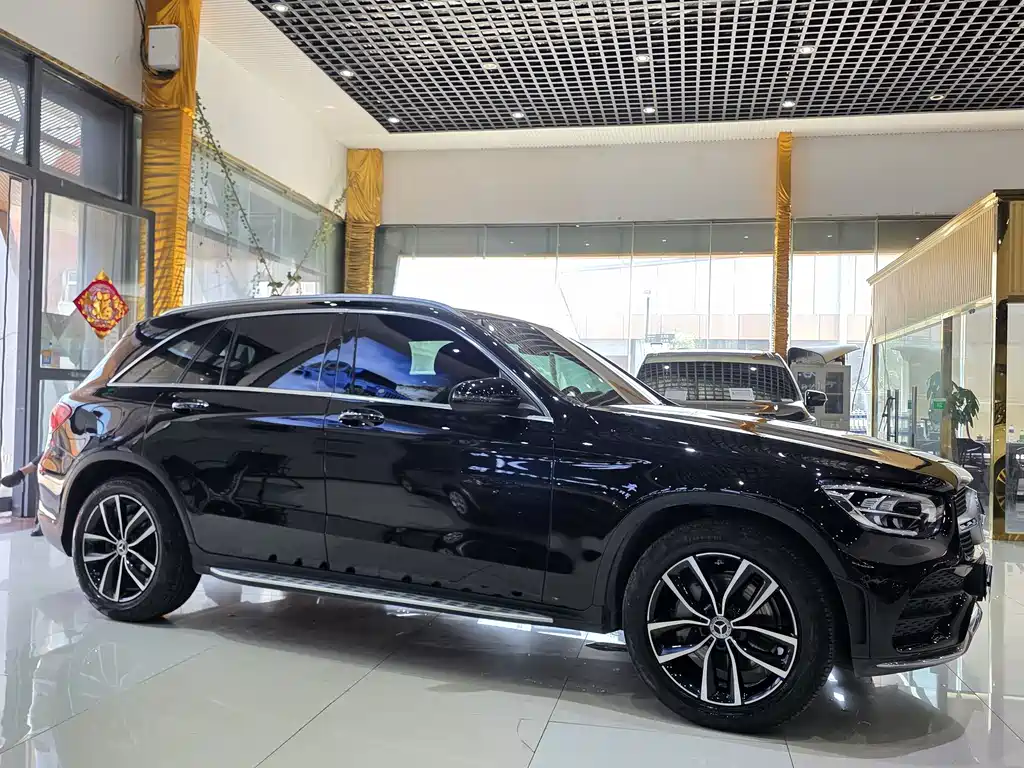 Mercedes-Benz GLC 2021 — фото 4