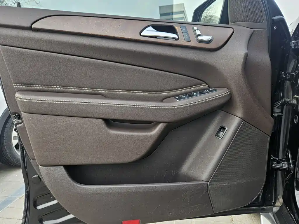 Mercedes-Benz GLE 2018 — фото 14