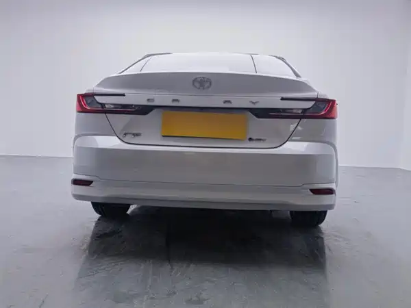 Toyota Camry 2025