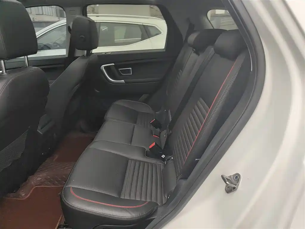 Land Rover Discovery Sport 2019 — фото 13