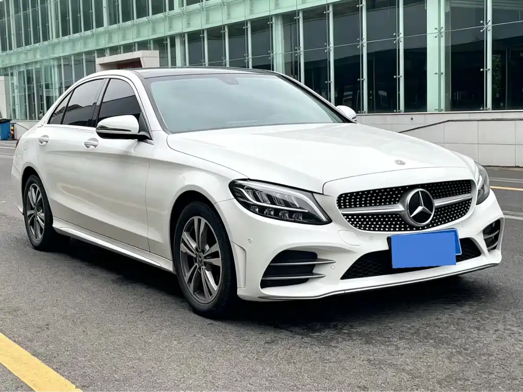 Mercedes-Benz C-Class 2021