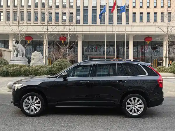 Volvo XC90 2018