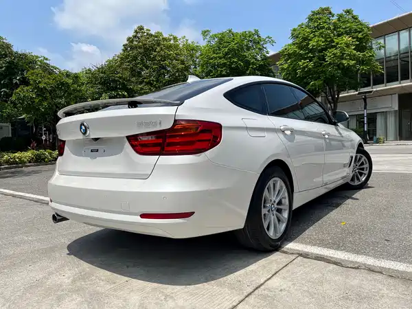 BMW 3 Series GT 2016