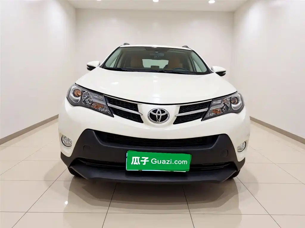 Toyota RAV4 2015