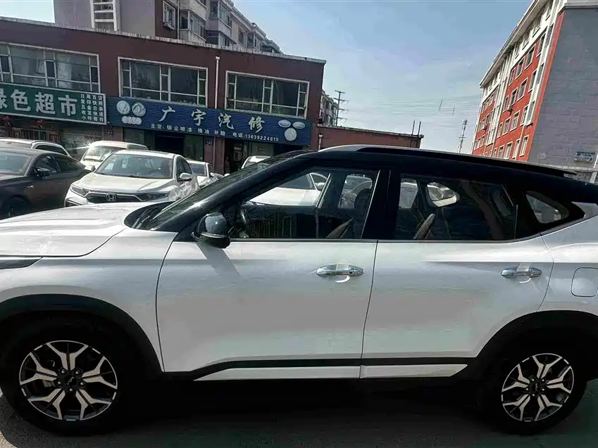 Kia KX3 2021