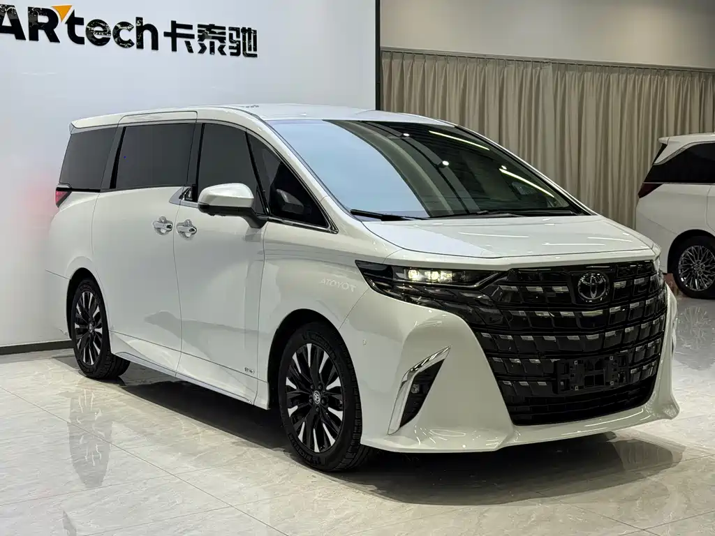 Toyota Alphard 2024 — фото 3