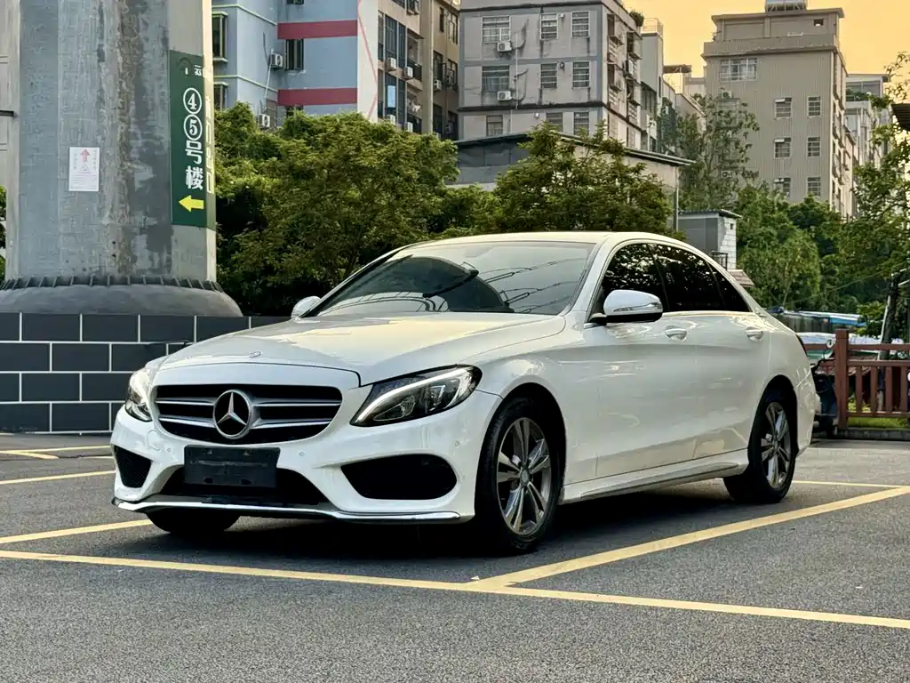 Mercedes-Benz C-Class 2017