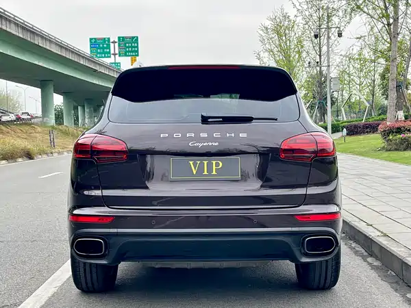 Porsche Cayenne 2015