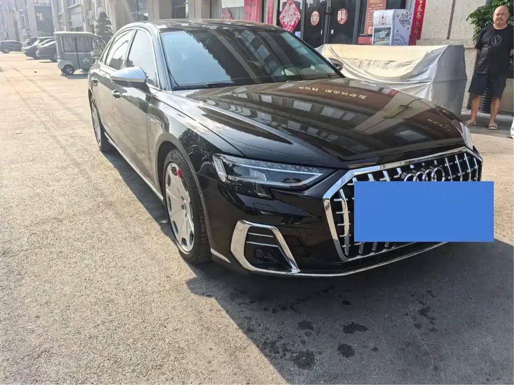 Audi A8 2023