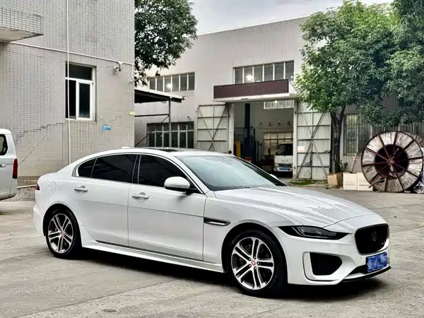 Jaguar XEL 2021