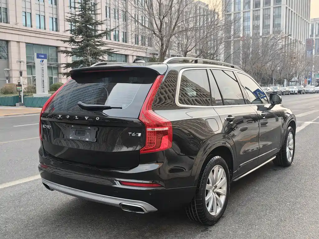 Volvo XC90 2018 — фото 6