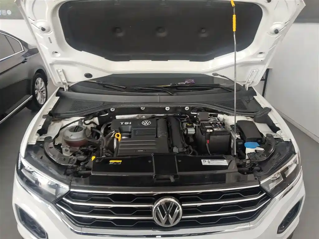 Volkswagen T-Roc 2020 — фото 20