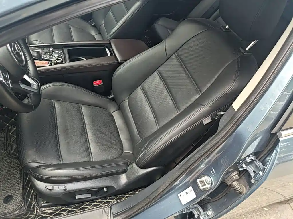 Mazda Atenza 2018 — фото 15