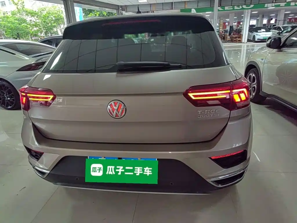 Volkswagen T-Roc 2019 — фото 6