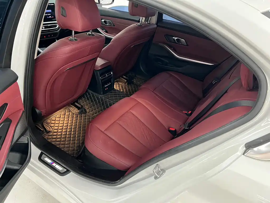 BMW 3 Series 2024