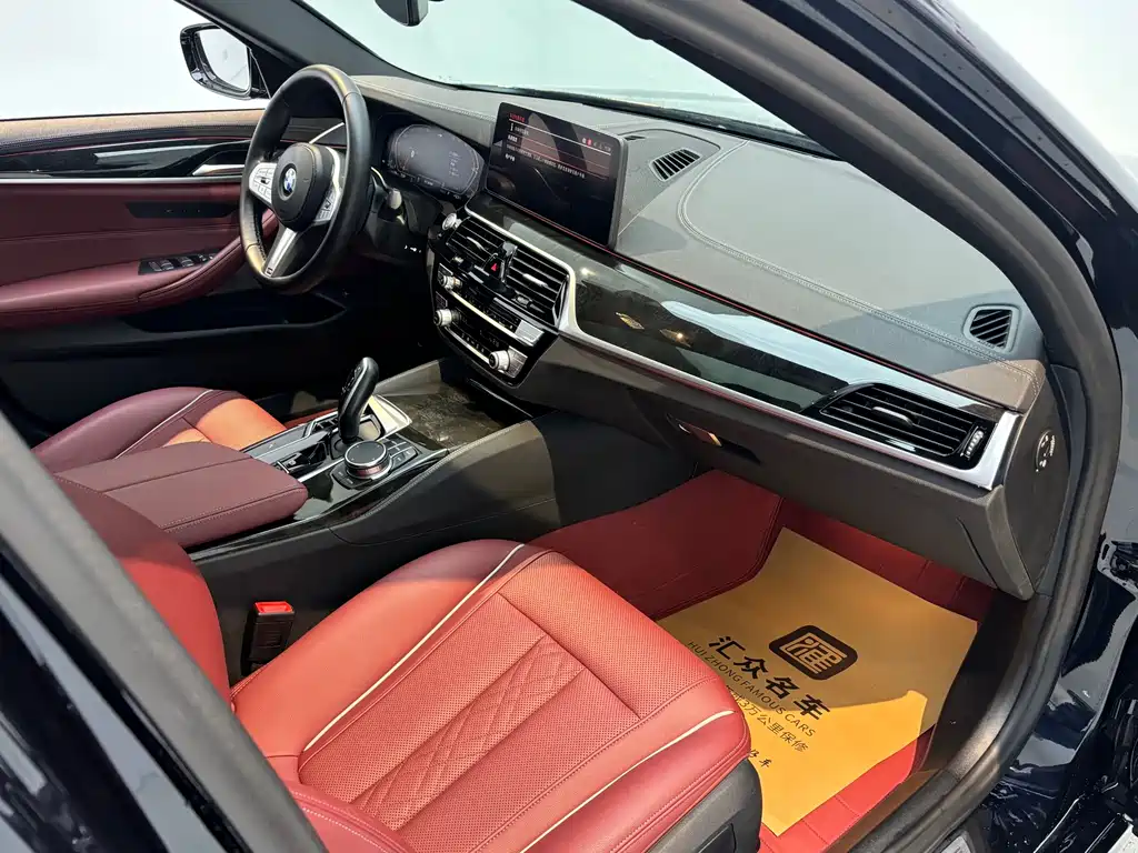 BMW 5 Series 2023 — фото 18