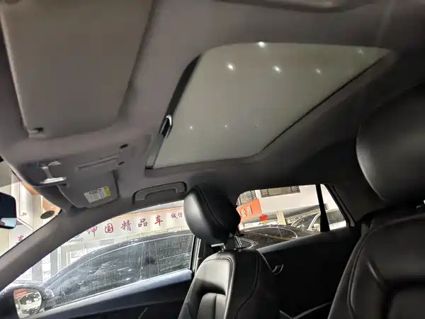Audi Q2L 2020