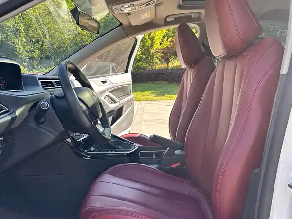 Peugeot 308 2019