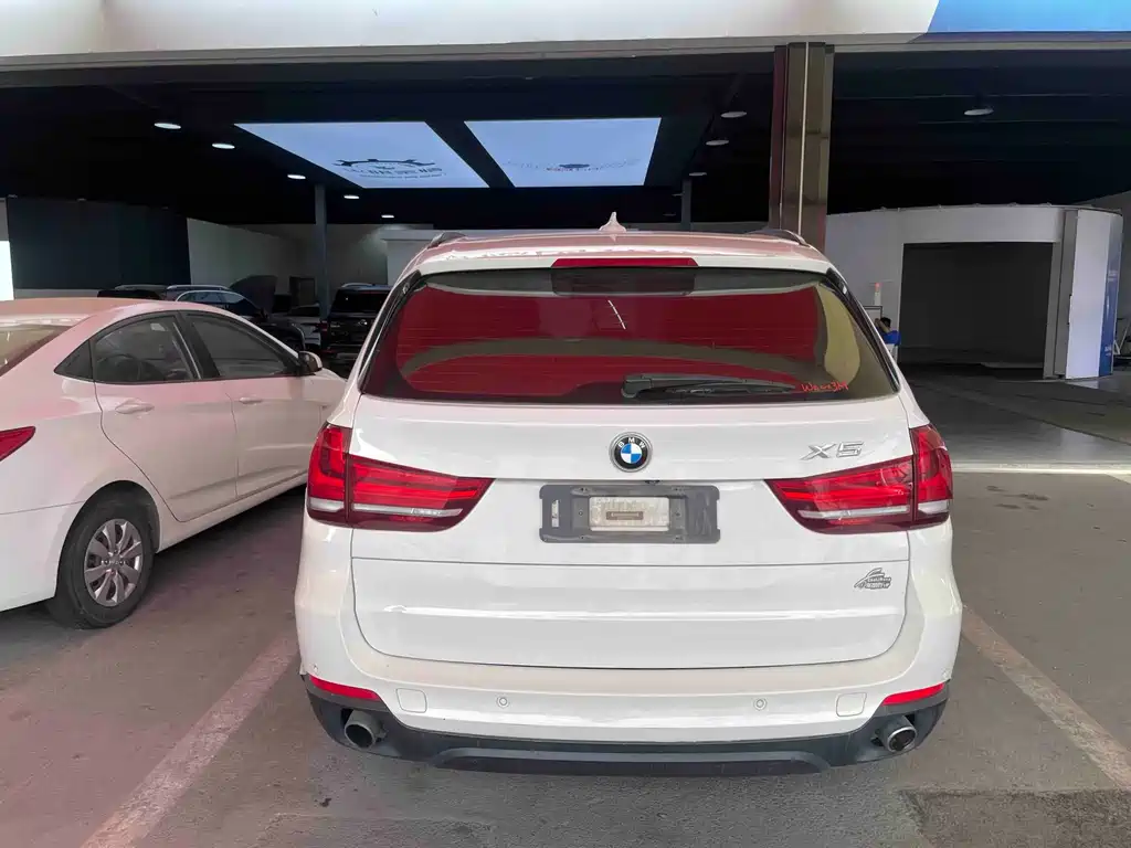 BMW X5 2015 — фото 9