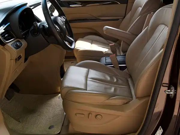 Buick GL8 2017