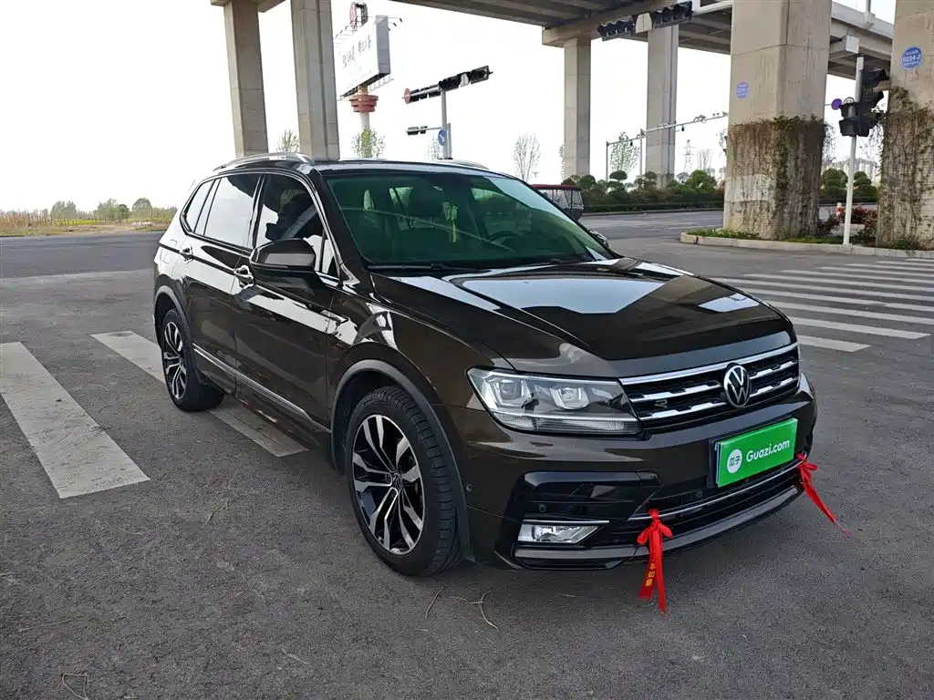 Volkswagen Tiguan L 2021 — фото 4