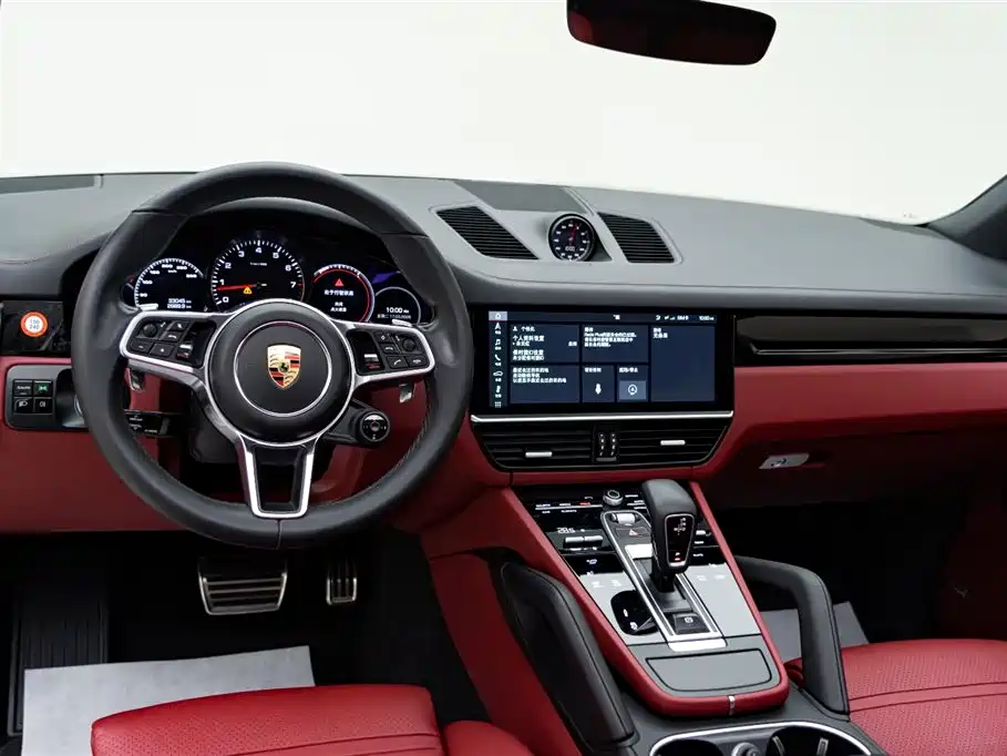 Porsche Cayenne 2019 — фото 13