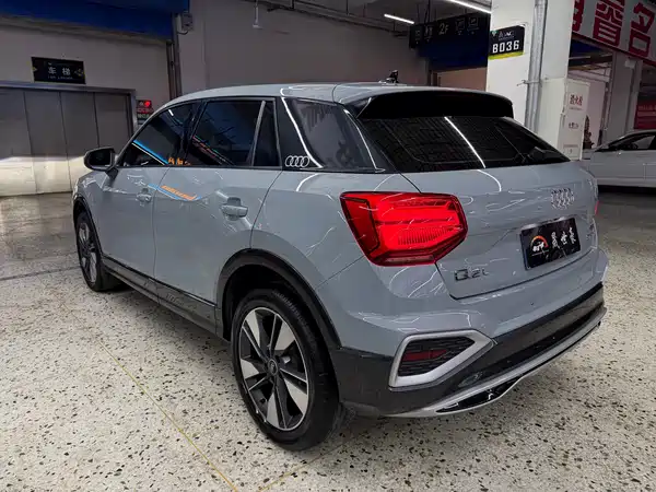Audi Q2L 2022