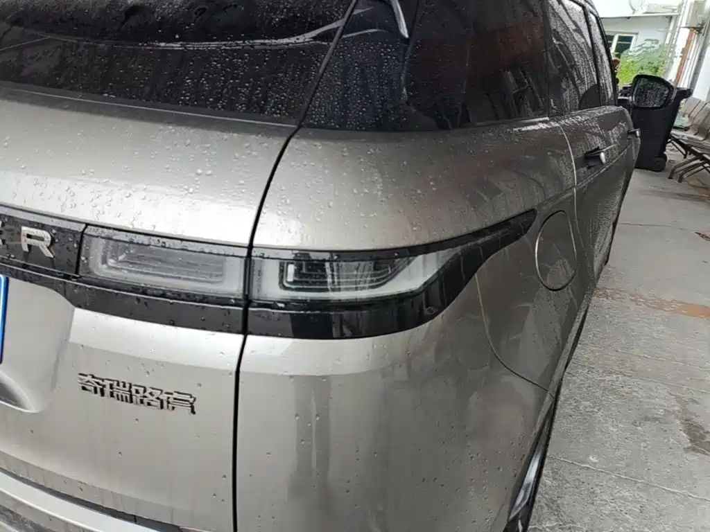 Land Rover Evoque 2022 — фото 8