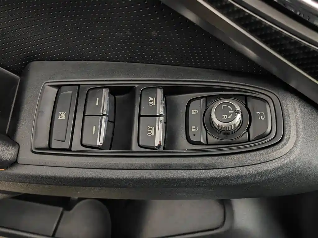 Subaru XV 2018 — фото 9