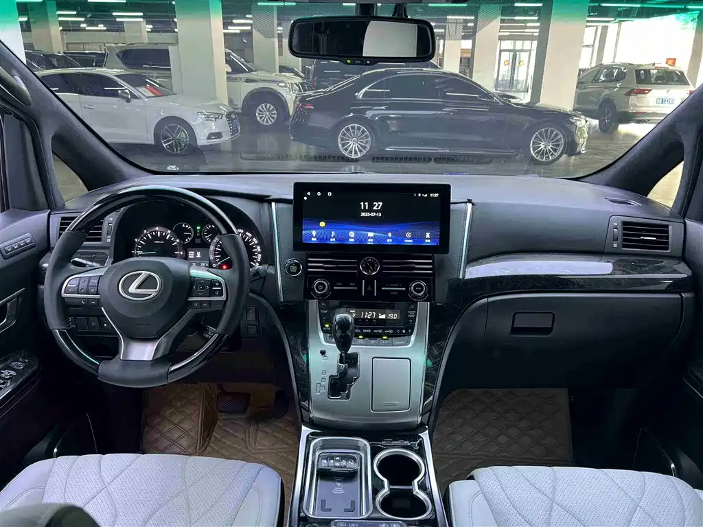 Toyota Alphard 2014 — фото 14