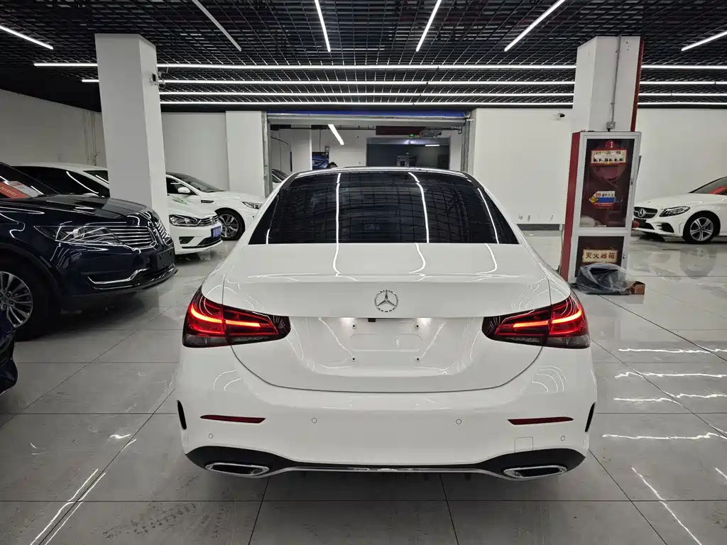 Mercedes-Benz A-Class 2020 — фото 3