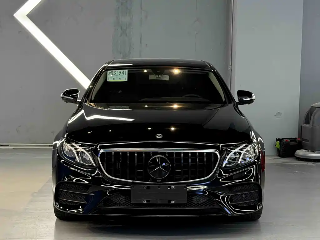 Mercedes-Benz E-Class 2019