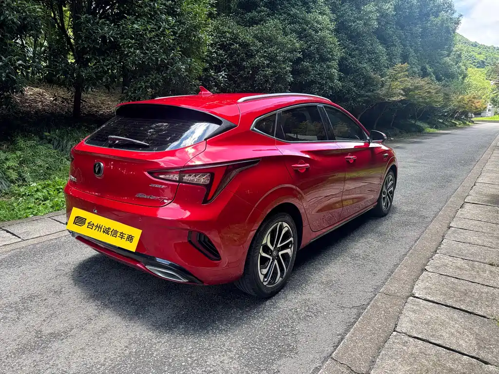 Changan Eado XT 2019 — фото 4