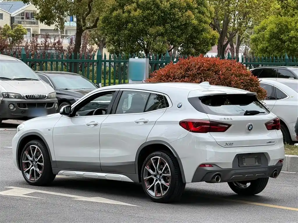 BMW X2 2021 — фото 25