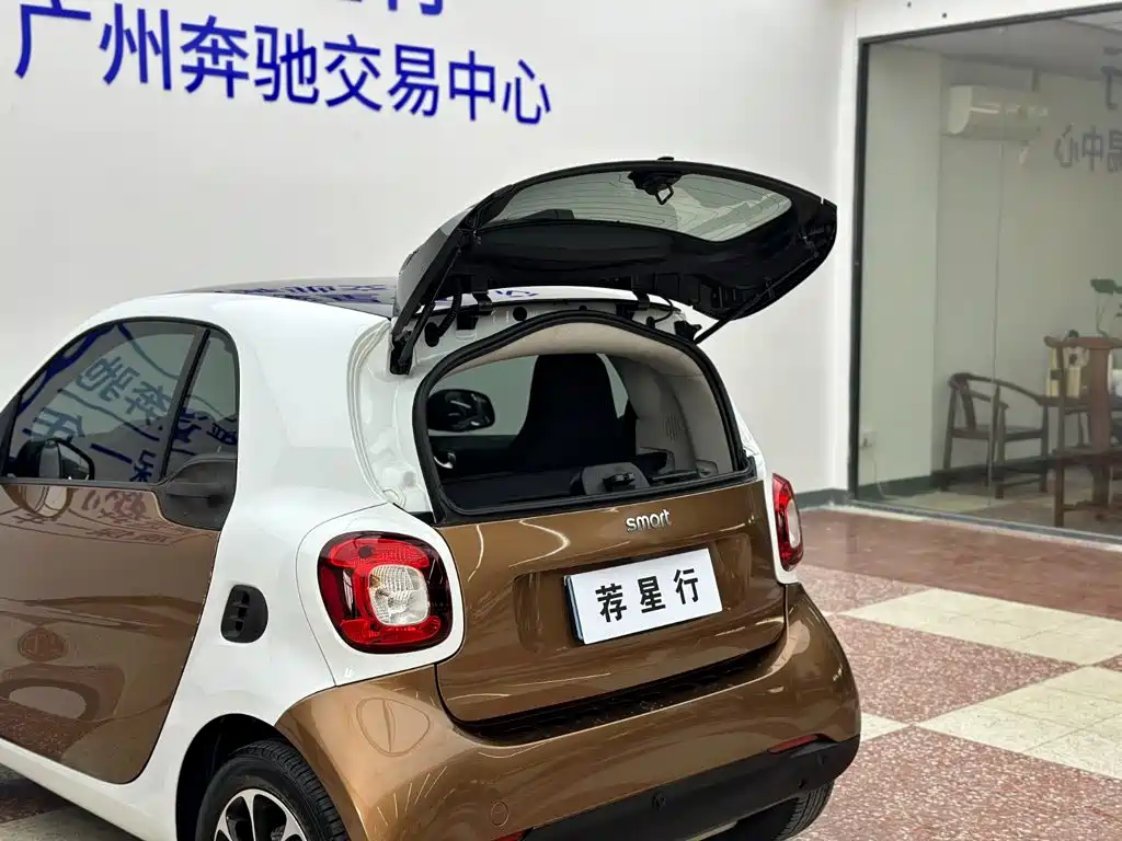 smart fortwo 2017 — фото 25