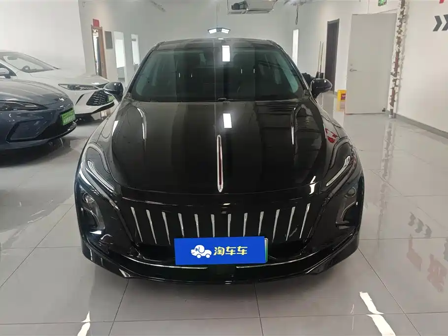 Hongqi E-QM5 2023 — фото 2