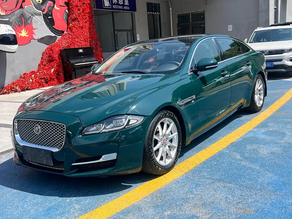 Jaguar XJ 2017