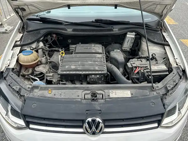 Volkswagen Polo 2014
