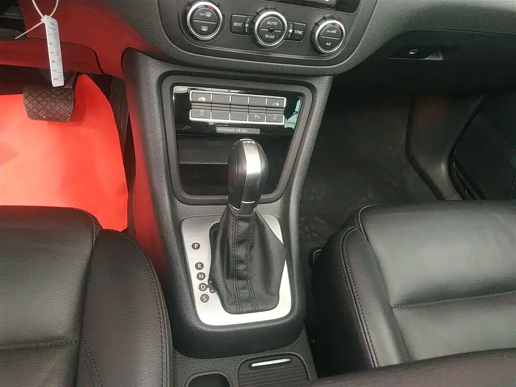 Volkswagen Sharan 2015 — фото 14
