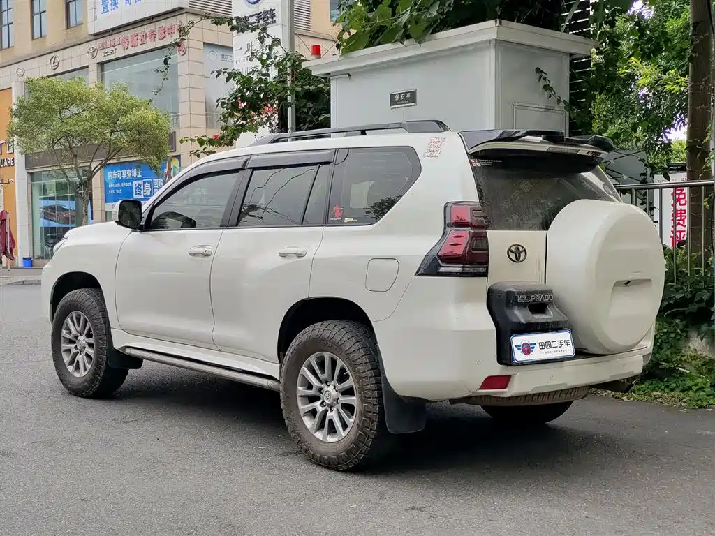 Toyota Prado 2018 — фото 4