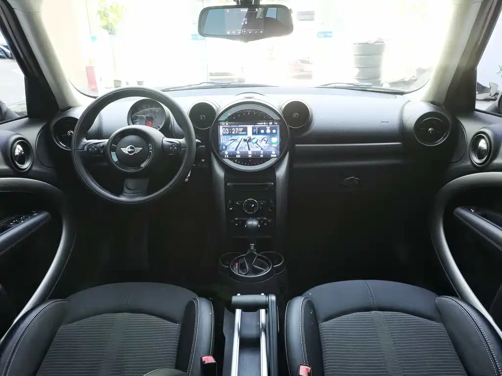 MINI Countryman 2015 — фото 12