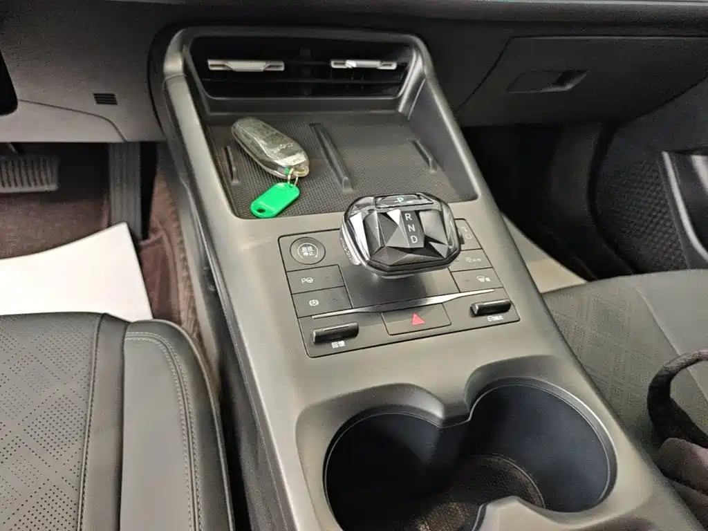 BYD Qin PLUS 2025 — фото 14