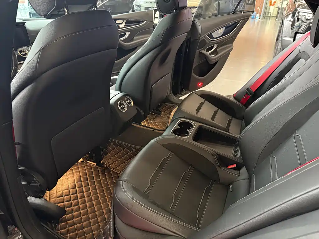 Mercedes-Benz AMG GT 2019 — фото 11