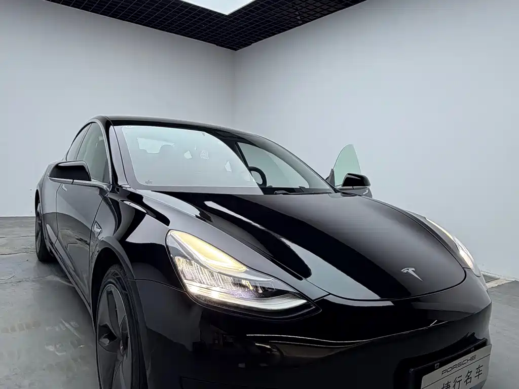Tesla Model 3 2020 — фото 19
