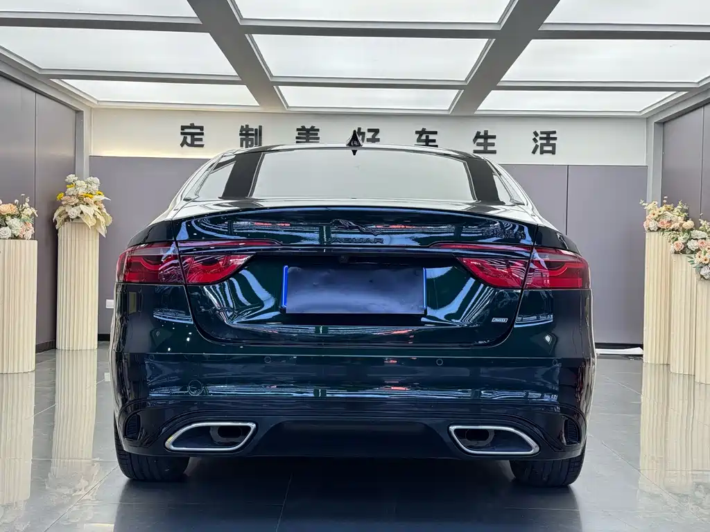 Jaguar XFL 2021 — фото 13